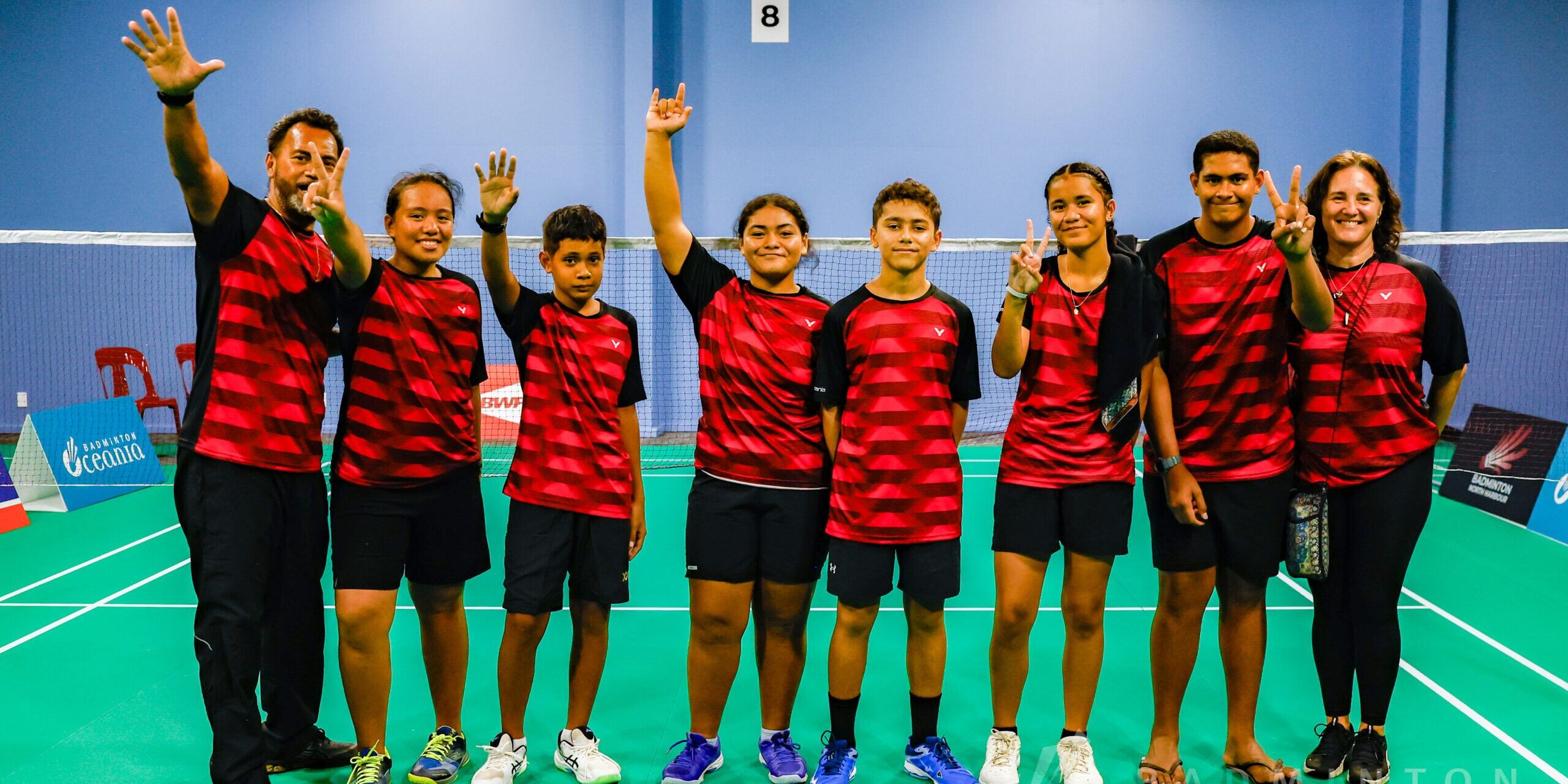 VICTOR Oceania Championships 2025 Wallis et Futuna U15 team waves to camera after final tie.