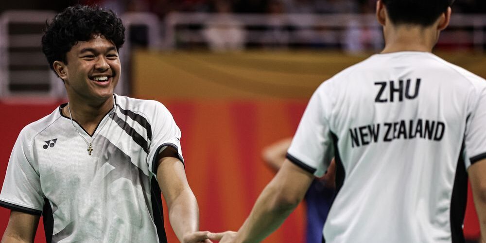 b_20241004_1030_WorldJuniorMixedTeamChampionships2024_BPJS5590 Raphael and Leizhi at World Junior Championships