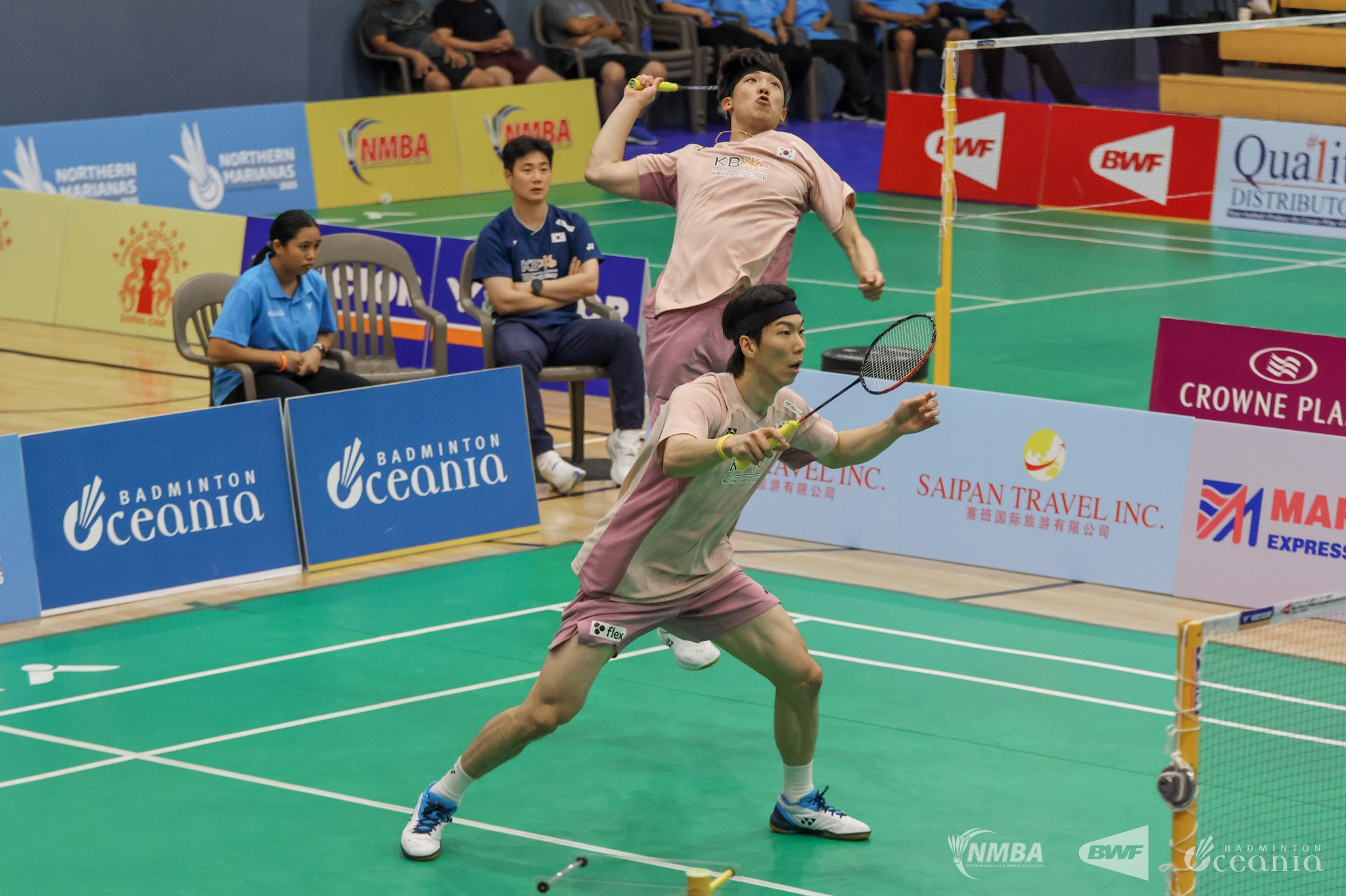 KimLeeMD Men's doubles strikes shuttle