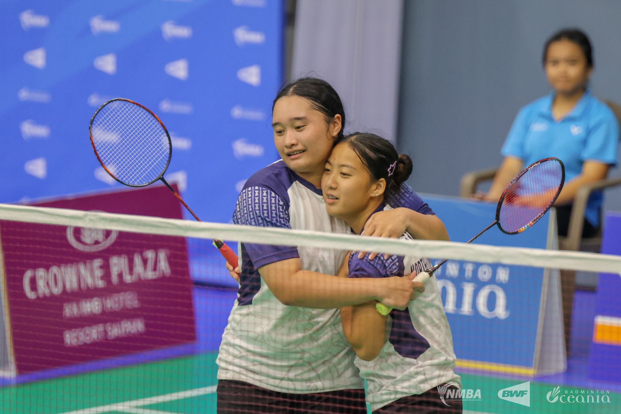 VOJC_Day 1_-11 Lina and Shaina embrace