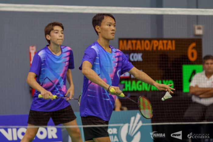 mattmike1 Mike prepares to serve shuttle